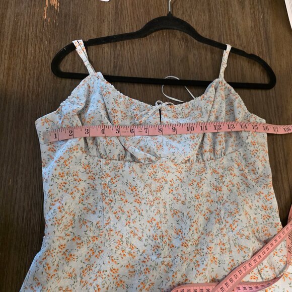 All in Favor Floral midi sundress X-Large- hole on skirt - Picture 6 of 13